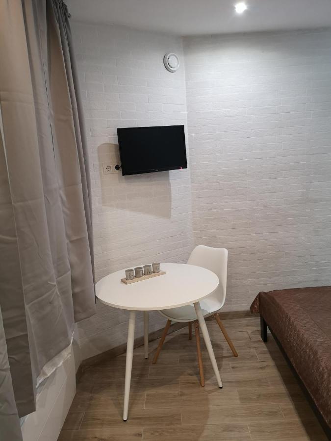 Freedom Apartment On Bazarna Str Lviv Exterior foto