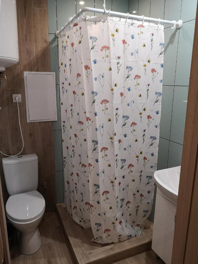 Freedom Apartment On Bazarna Str Lviv Exterior foto